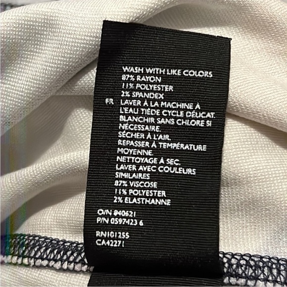 COS Geometric Print Long-sleeve Turtleneck Top Size XS - Picture 9 of 9